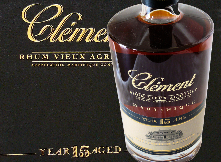 Lancement en édition très limitée d’un rhum vieux Clément 15 ans | Le ...